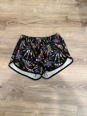 Girl's Black Tropical Print Athletic Shorts